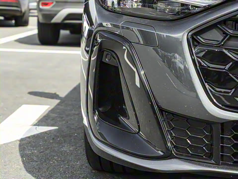 2026�� 2.0T �˶��� quattro