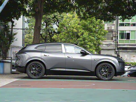 2026�� Ultra ���������