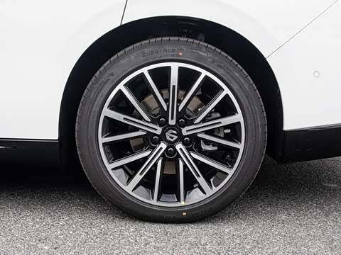 2027�� 670������