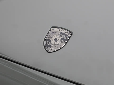 2026�� Cayenne Coup�� Turbo Electric