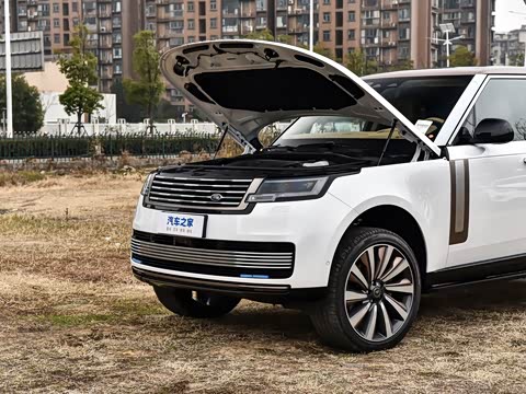 2025�� 3.0 L6 400PS SV���ٴ����ӳ��� 4��