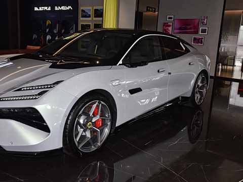 2025�� 600 ������