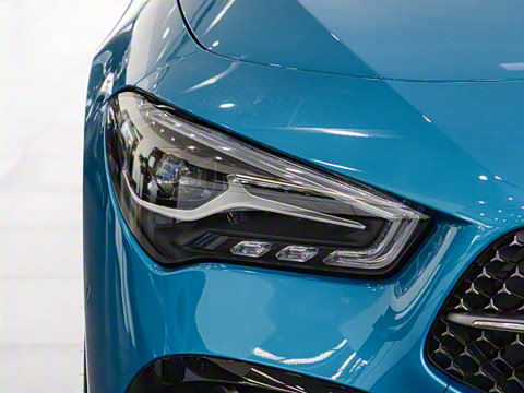 2025�� CLA 200 ���ܳ�