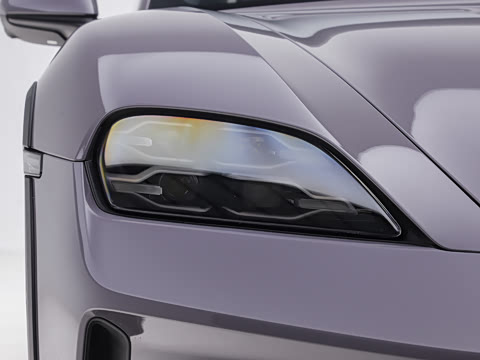 2026�� Taycan 4 Cross Turismo