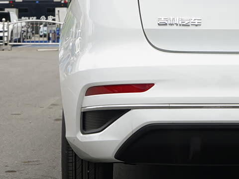 2027�� ���� 1.5L CVT������