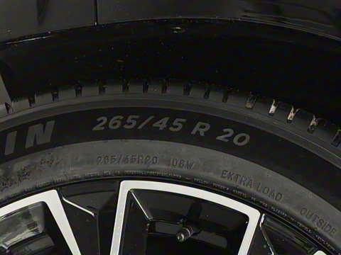 2025�� 100kWh �����������Ǽݰ�