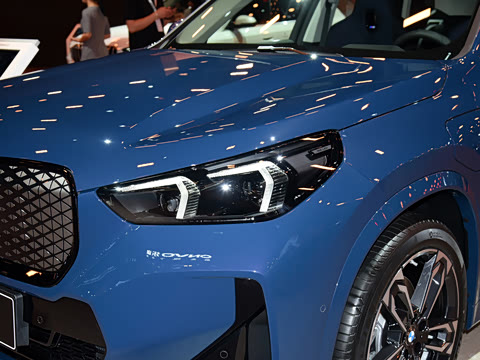 2025�� xDrive30L M�˶���ҹ��װ