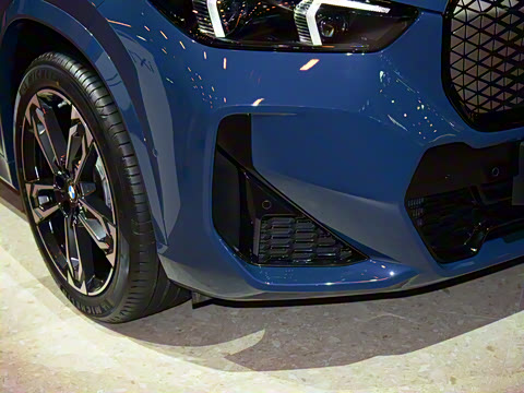 2025�� xDrive30L M�˶���ҹ��װ