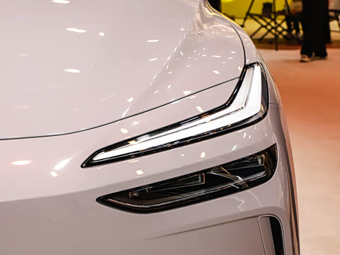 2025�� 60kWh ������