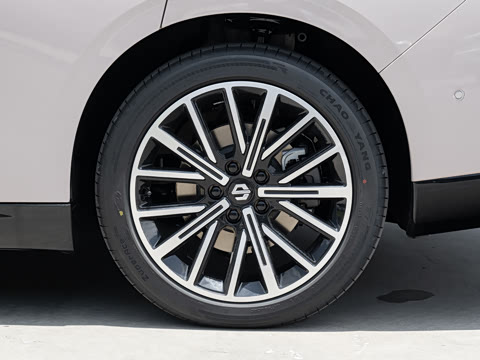 2027�� 670������