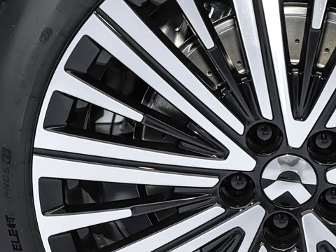 2026�� 102kWh ����ǩ����