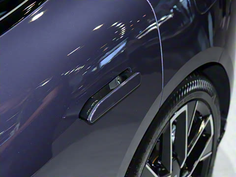 2025�� Ultra���̰�