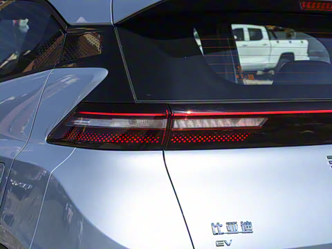 2025�� �Ǽݰ� 405km ���ڰ�