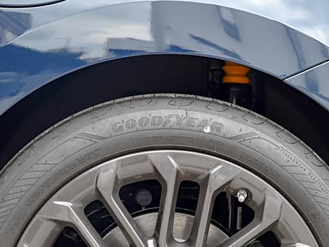 2026�� 466km COOPER E ������