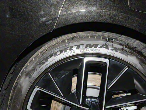 2025�� �Ŀ� Max���̰�