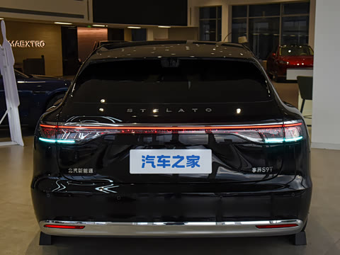 2025�� ���� Max (896�߼����״