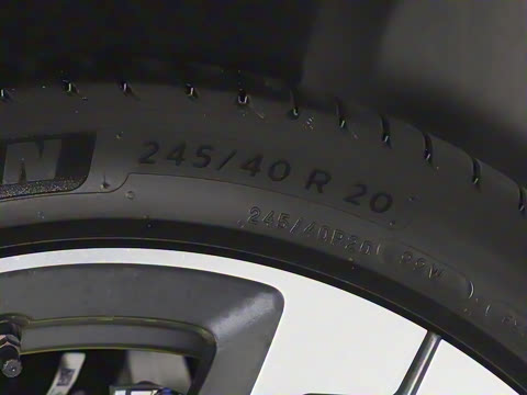 2025�� �ھ������ 100kWh