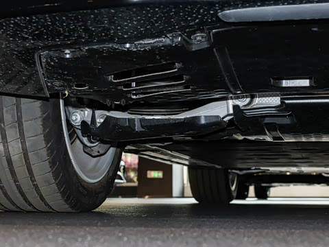 2025�� 500 4MATIC