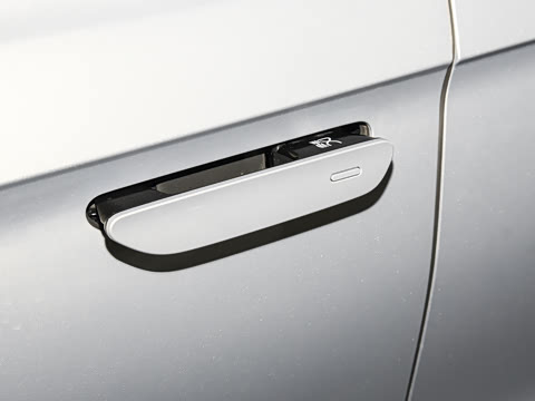 2026�� EV �Ǽݰ� 705KM����������