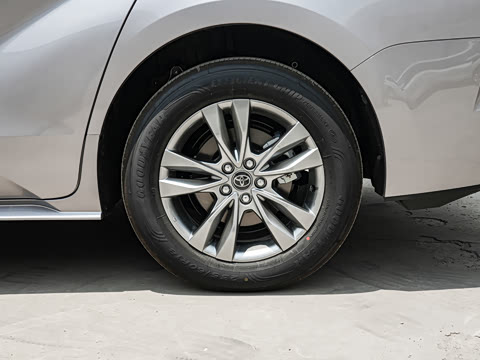 2027�� 2.5L ˫���������ʰ�