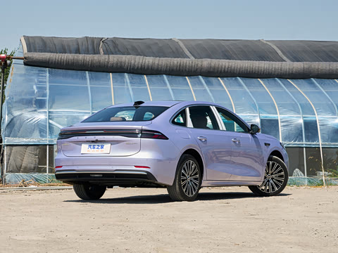 2026�� EM-i 175km ������