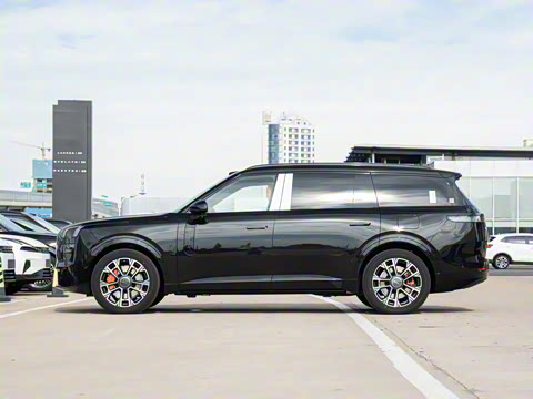 2025�� 2.0T Ultra