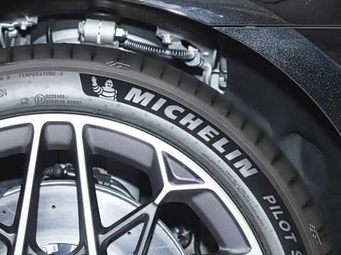 2025�� EV �����콢��