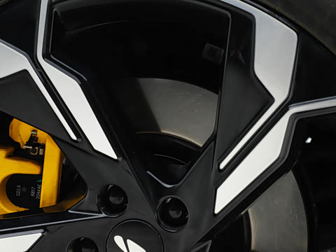 2026�� 230 Ultra