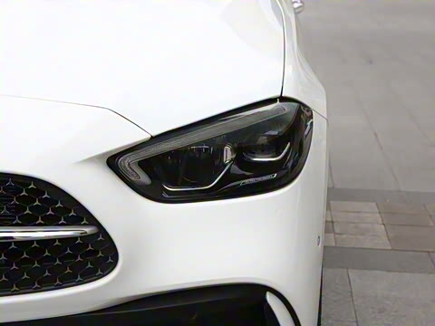 2026�� C 260 L �˶��ر��