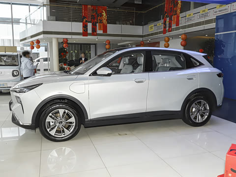 2025�� 565km �����