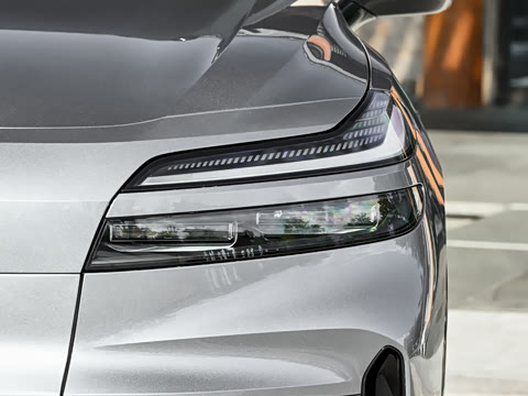 2026�� Max+