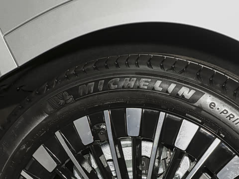 2026�� ���� 750 Ultra