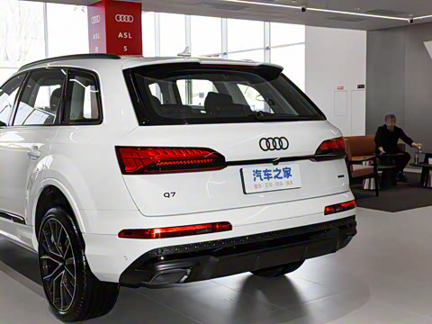 2025�� 55 TFSI quattro S line����ʿ��