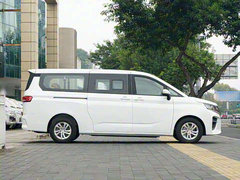 2025�� 2.0L CNG�м�Ӫ�����ʰ� 7��