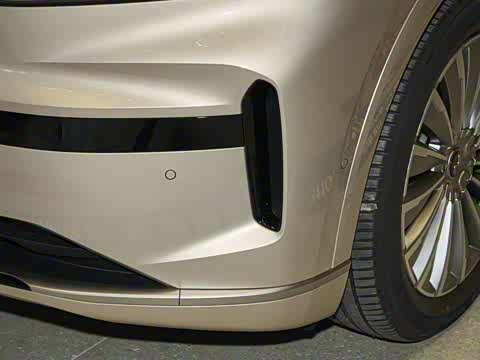 2025�� Ultra ������