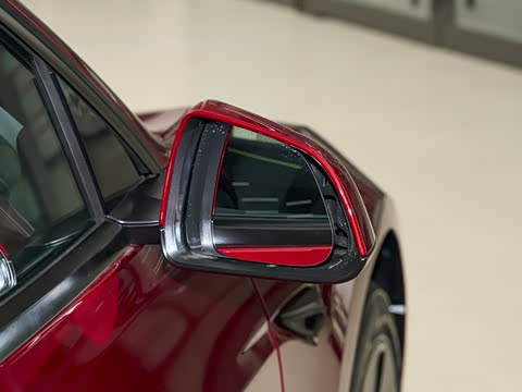 2025�� �Ŀ� ����������