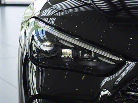 2025�� CLE 300 4MATIC �����ͽ��ܳ�