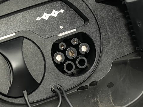 2025�� 210KM ����Ultra��