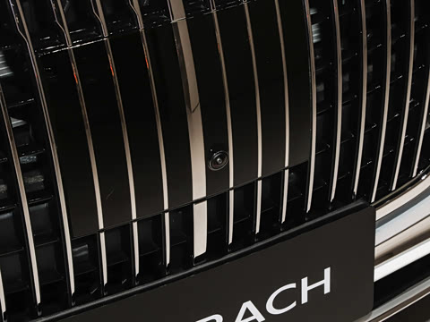 2027�� S 680 4MATIC