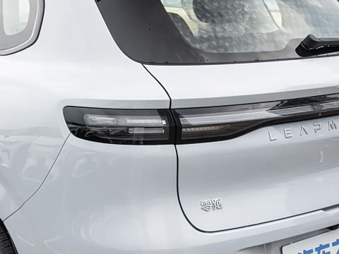 2027�� 540������