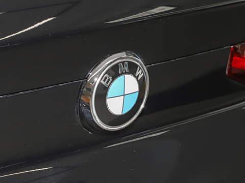 2026�� xDrive40i M�˶���װ