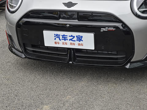 2026�� JOHN COOPER WORKS