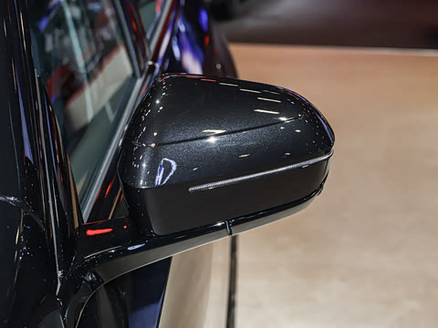 2026�� �Ŀ� 530Li ������ M�˶���װ