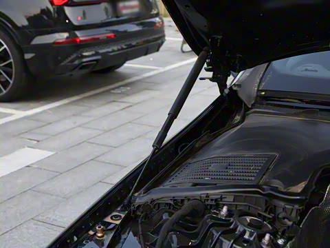 2025�� �Ŀ� C 200 L �˶���