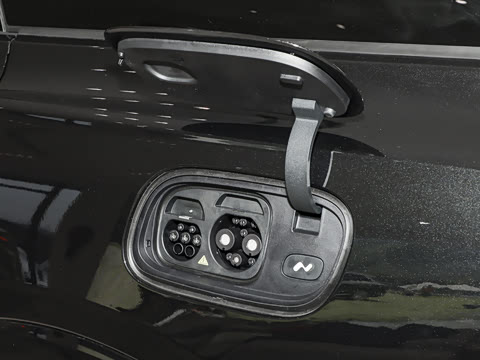 2025�� Pro ������