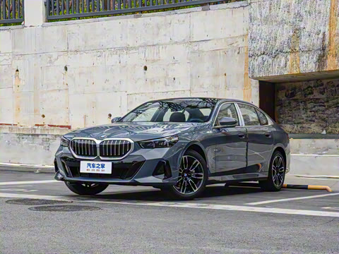 2026�� 525Li M�˶���װ