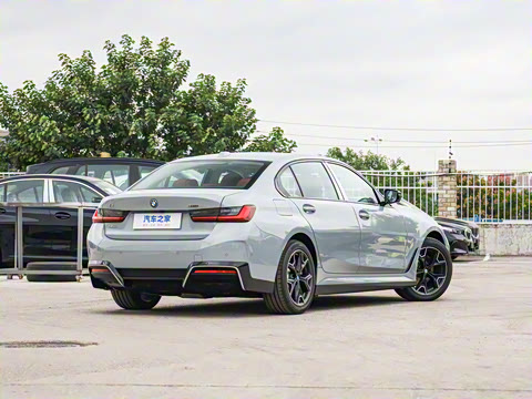 2026�� eDrive 40 L ��ҹ��װ