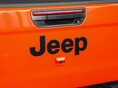 2023�� 3.6L Overland