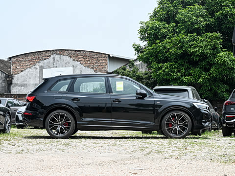 2026�� 55 TFSI quattro S line����ʿ��