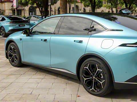 2026�� 240Ultra��ΪǬ��ADS SE��